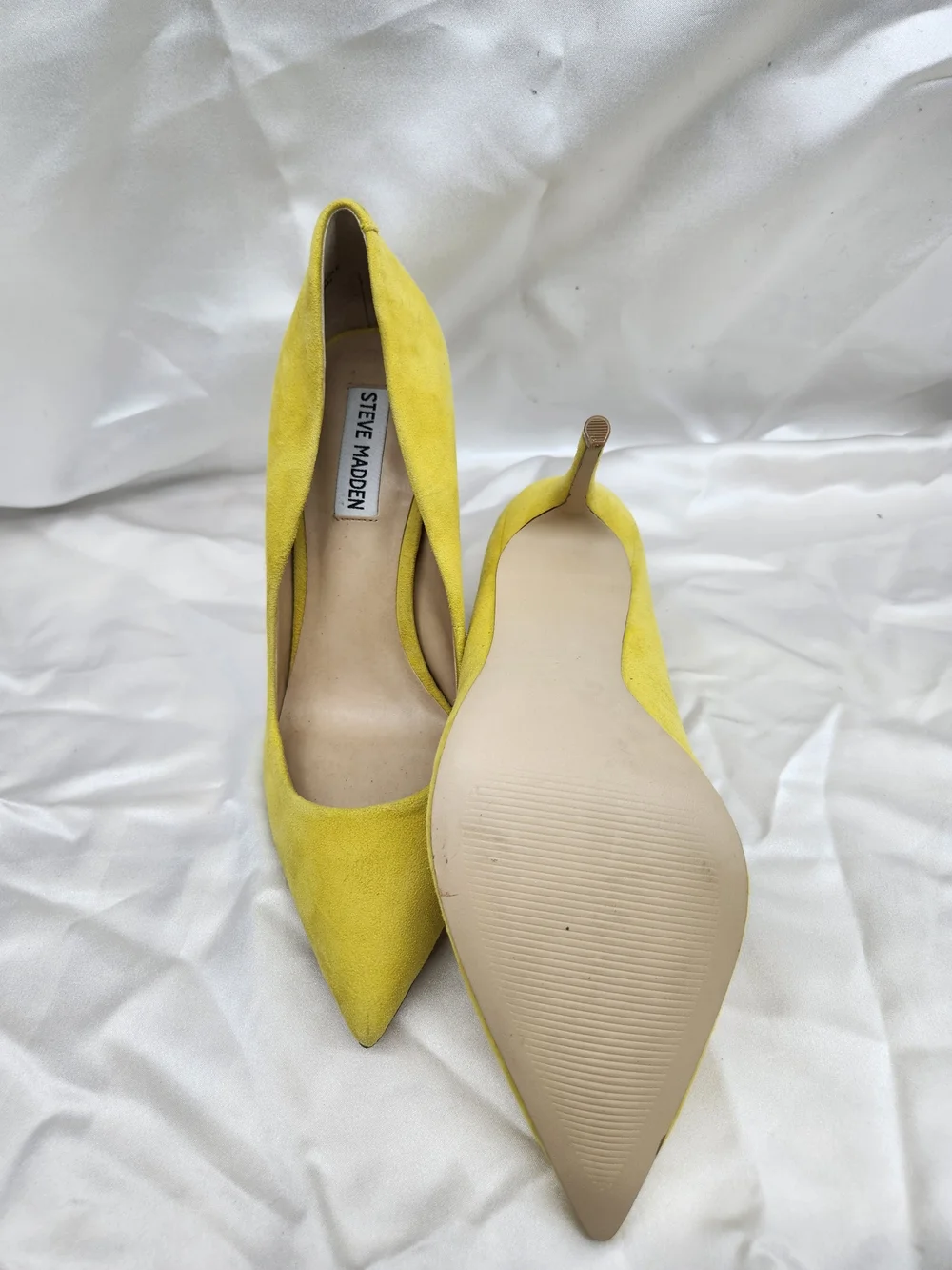 Steve Madden Yellow Suede Pointed Pumps